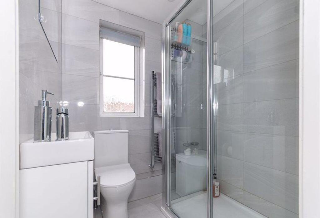 Additional property image - MODERN HOUSE Cracklewood Close, Ferndown