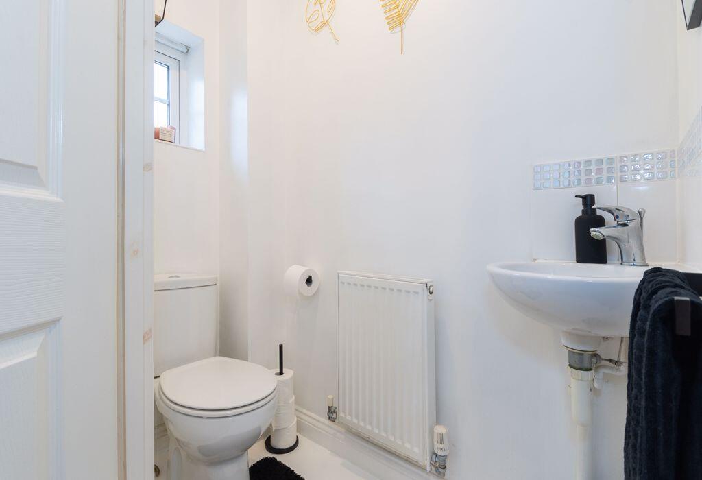 Additional property image - MODERN HOUSE Cracklewood Close, Ferndown