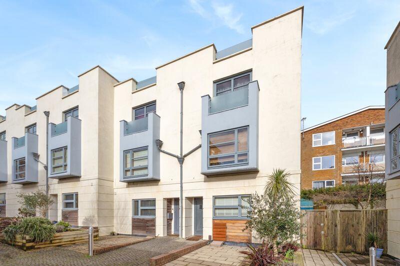 3 bedroom mews property for sale in Sussex Square Mews, Brighton, BN2