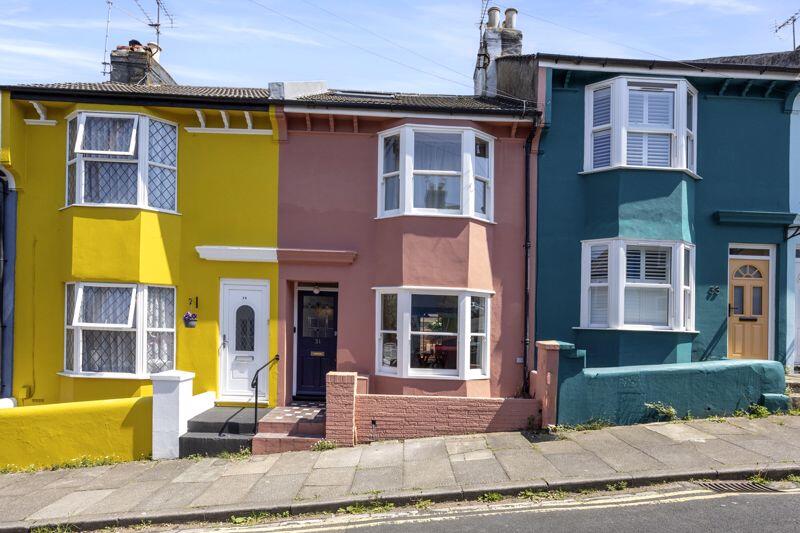 Main image of property: Lynton Street, Hanover, Brighton BN2 9XQ