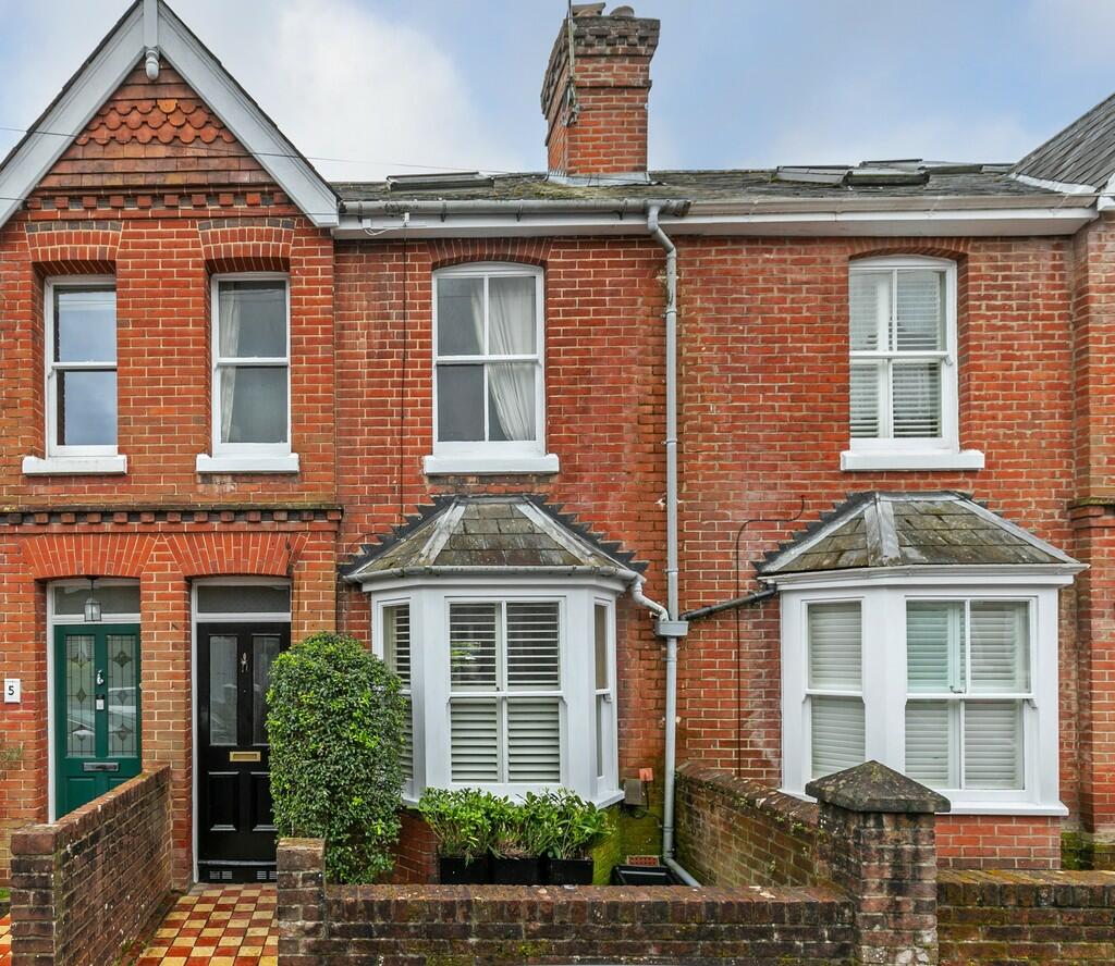 3 bedroom terraced house for sale in Fairfield Road, Winchester, SO22