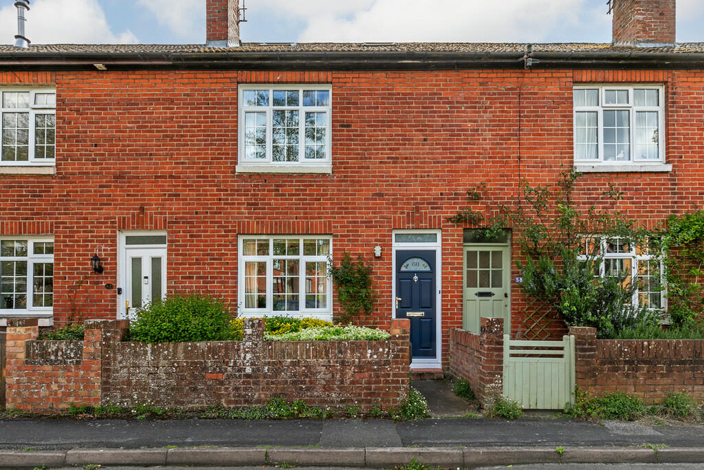 3 bedroom terraced house for sale in Water Lane, Winchester, SO23
