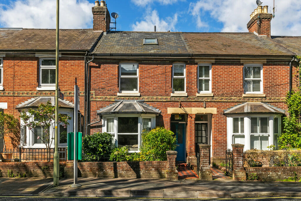 4 bedroom terraced house for sale in Stockbridge Road, Winchester, SO22