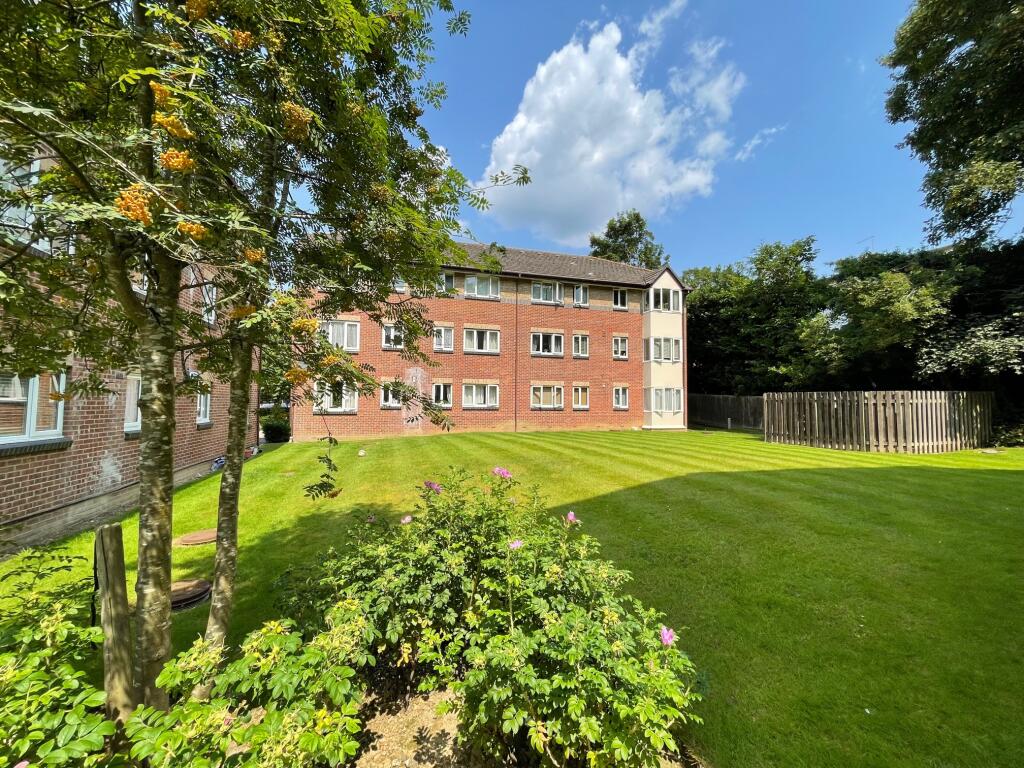 2 Bedroom Flat For Sale In Westwood Court High Street West End