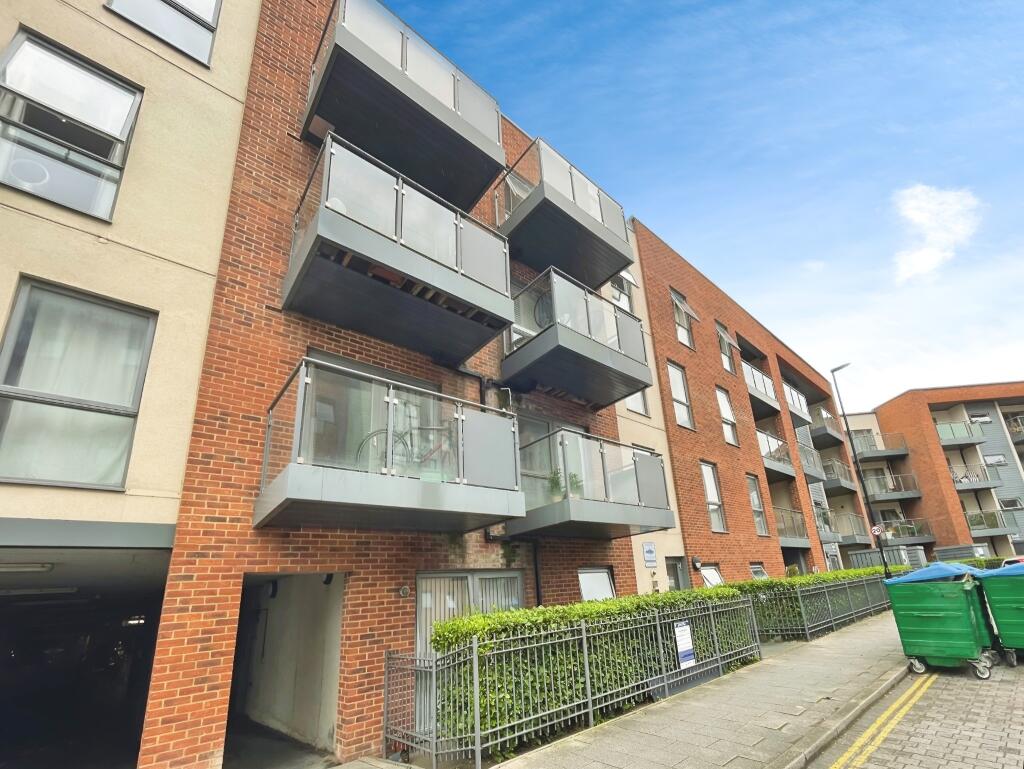 Main image of property: Ledbury House, John Thornycroft Road, Southampton SO19 9SY