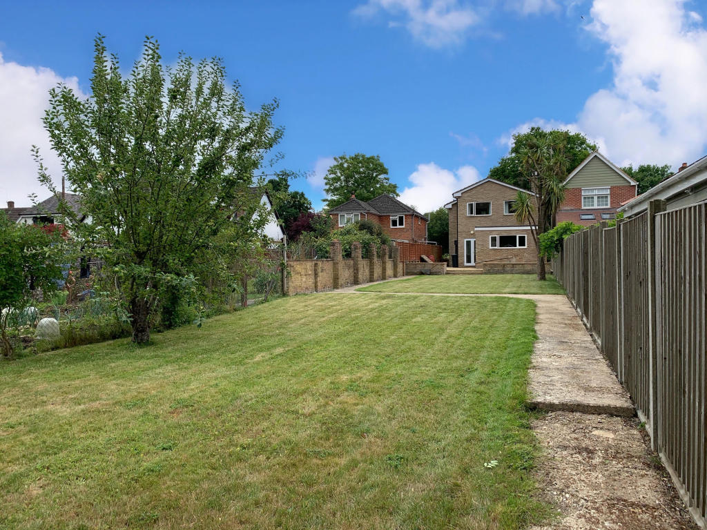 4 bedroom detached house for sale in *Detached Annex* Allington Lane