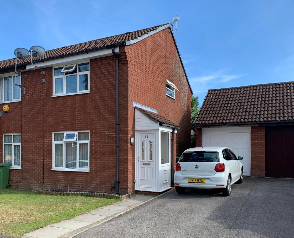 2 bedroom semidetached house for sale in West End, Southampton, SO18