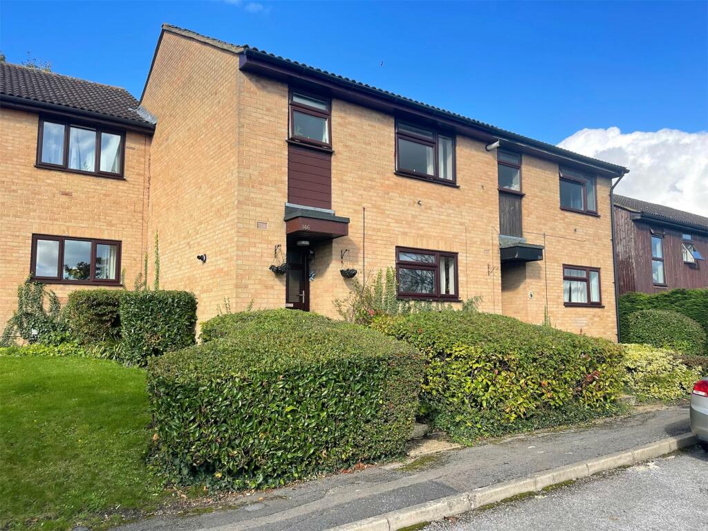 1 bedroom terraced house for sale in Fleetham Gardens, Lower Earley
