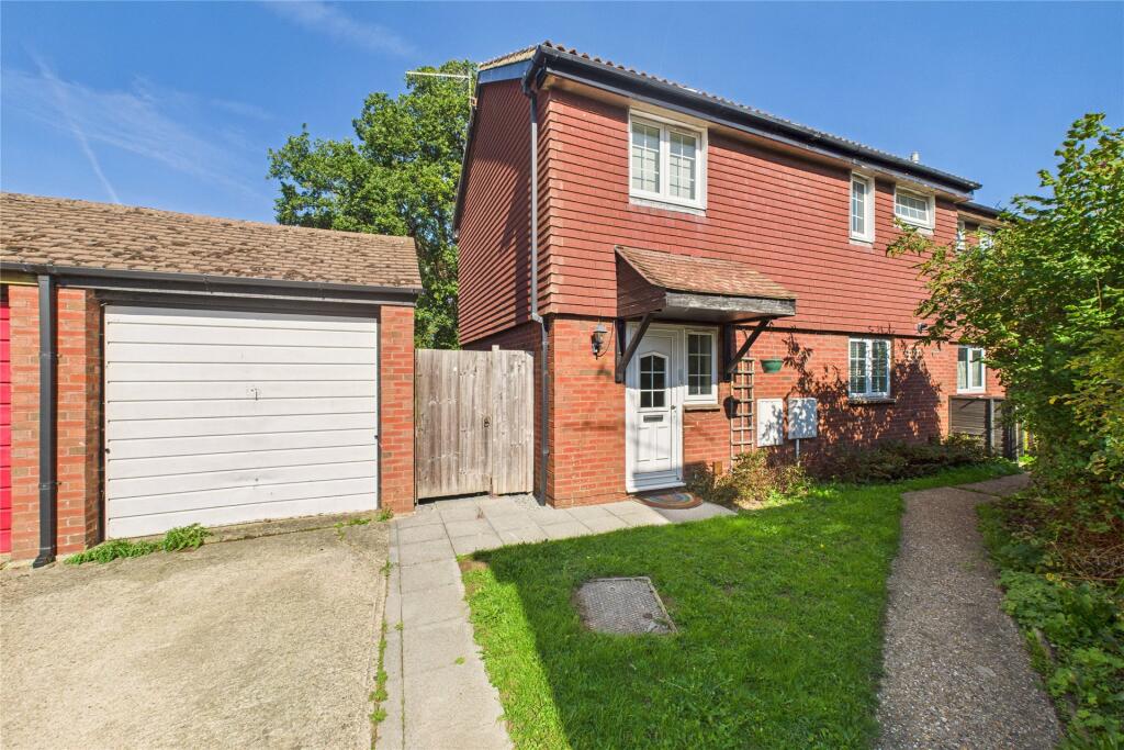 Main image of property: Skeffling Close, Lower Earley, Reading, Berkshire, RG6