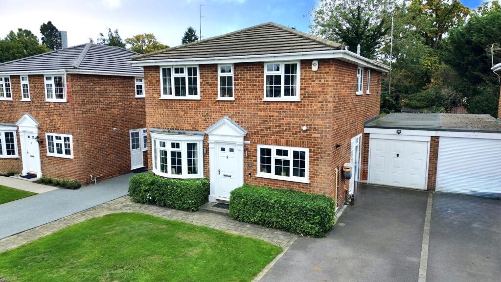Main image of property: Lenham Close, Winnersh, Wokingham, Berkshire, RG41