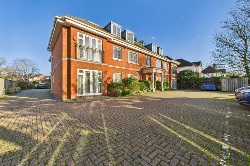 Main image of property: Reading Road, Winnersh, Wokingham, Berkshire, RG41