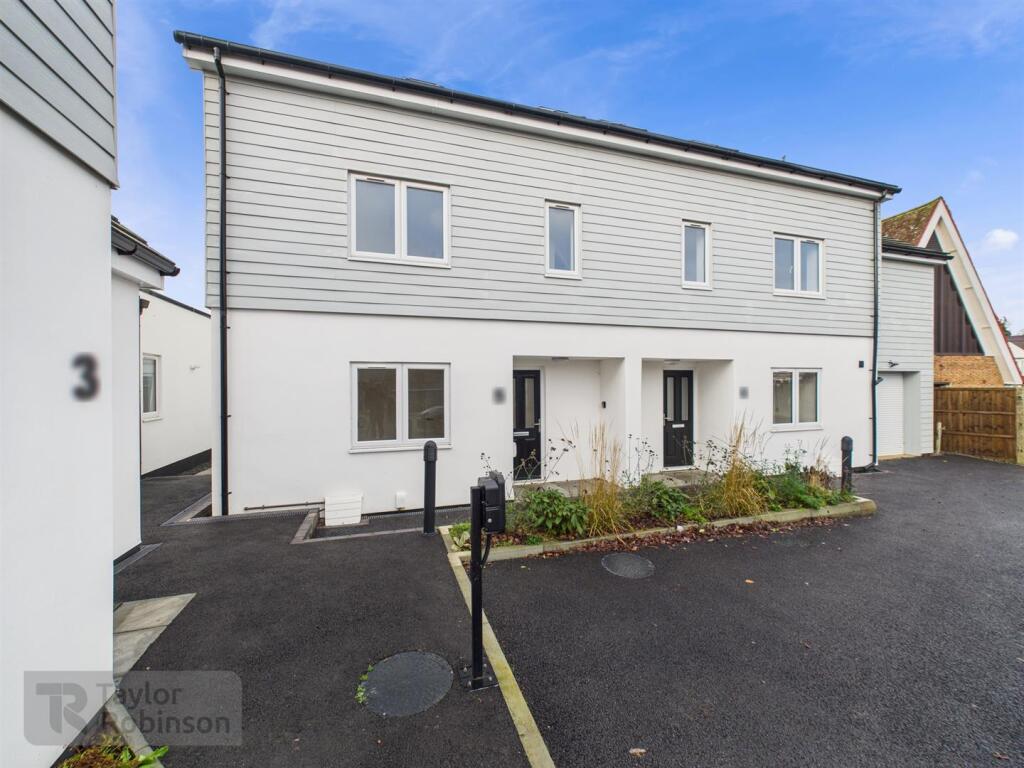 Main image of property: Nightingale Close, Salfords