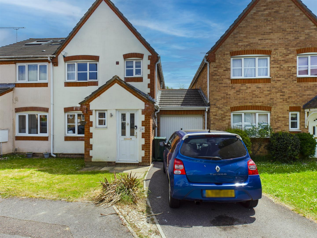 Main image of property: Wantage Close, Maidenbower, Crawley, West Sussex. RH10 7NU