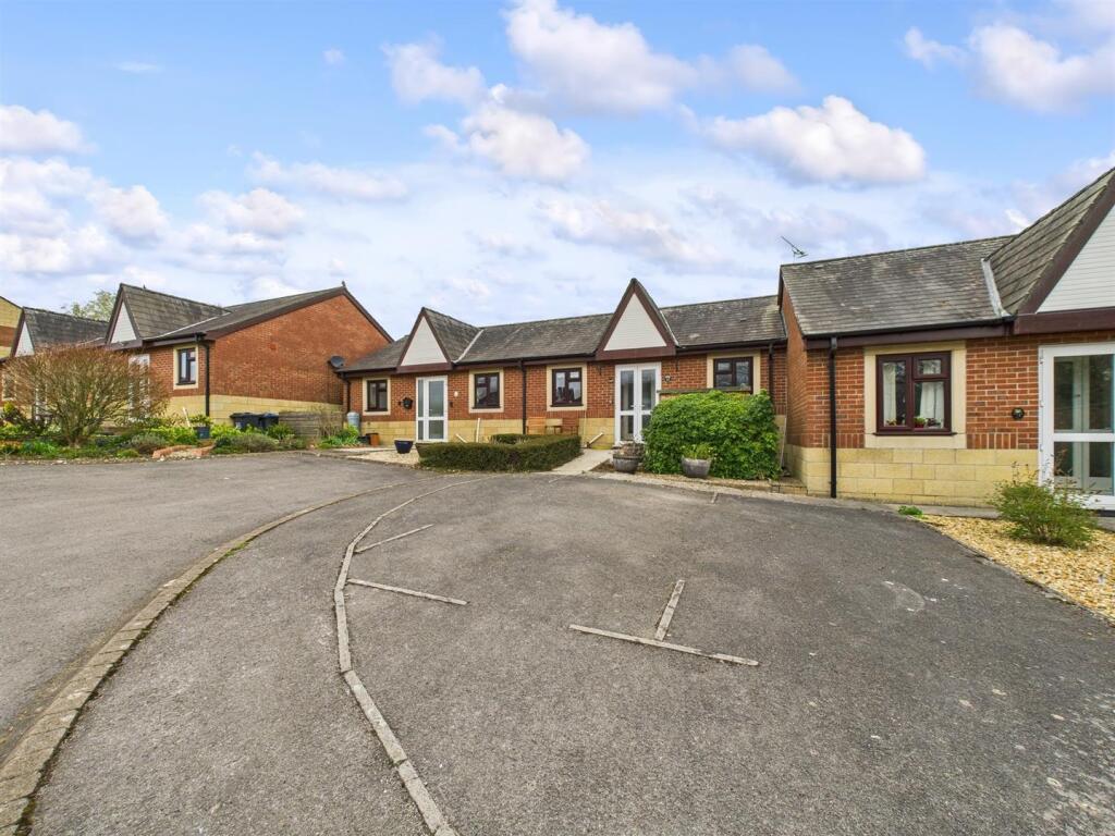 Main image of property: Brake Mead, Chippenham
