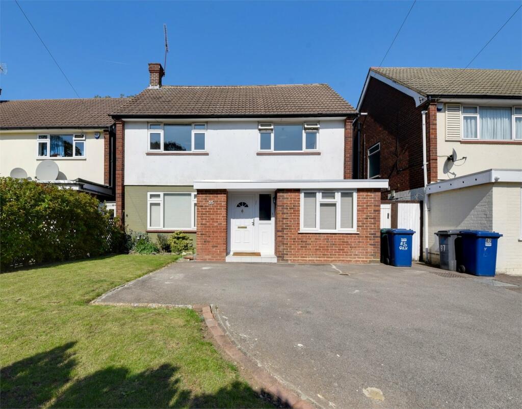 6 bedroom detached house for sale in Oakleigh Road North, Whetstone, N20