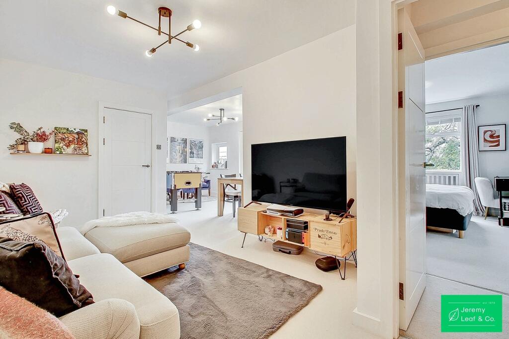 Main image of property: Woodside Park Road, London, N12