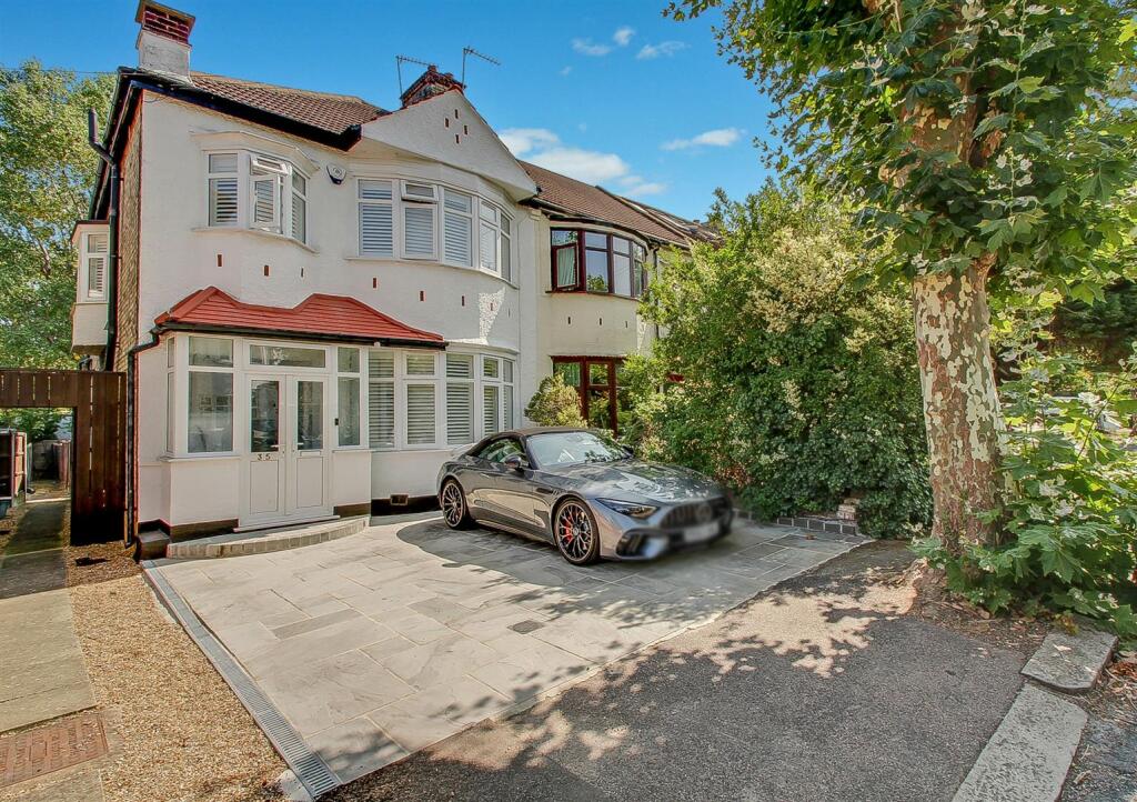 Main image of property: Woodberry Grove, London