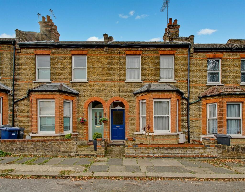 Main image of property: Theobalds Avenue, London