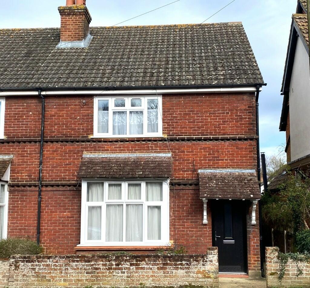 3 bedroom semi-detached house for rent in Down Road, Guildford, Surrey, GU1