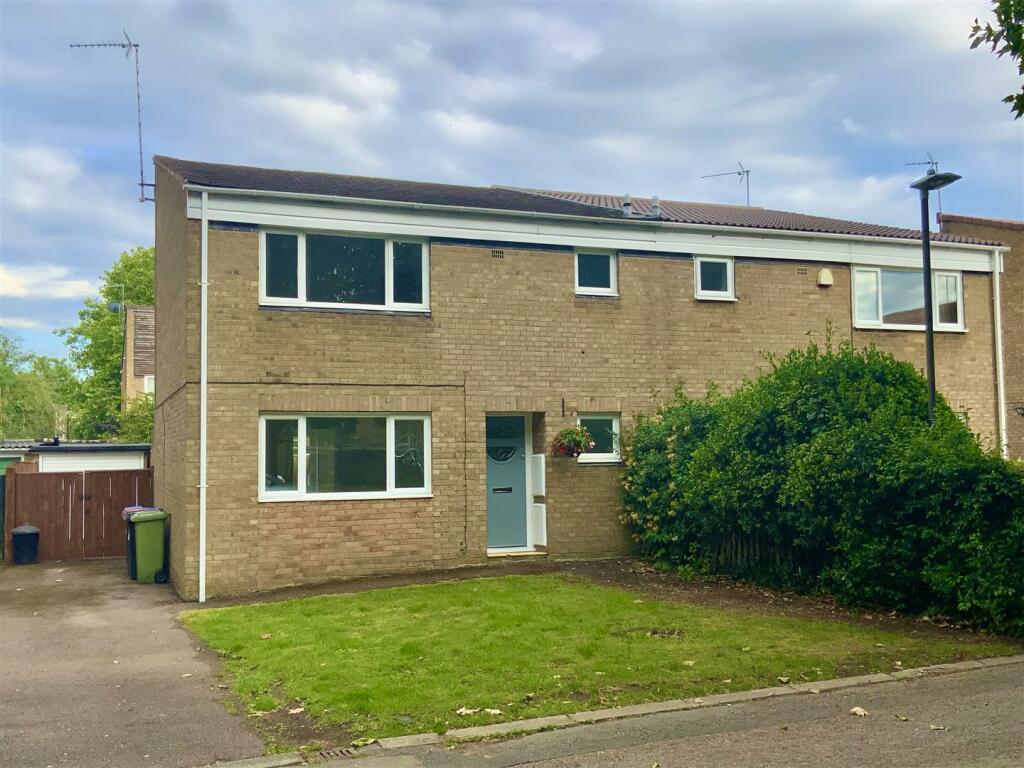 Main image of property: Manshead Court, Stony Stratford