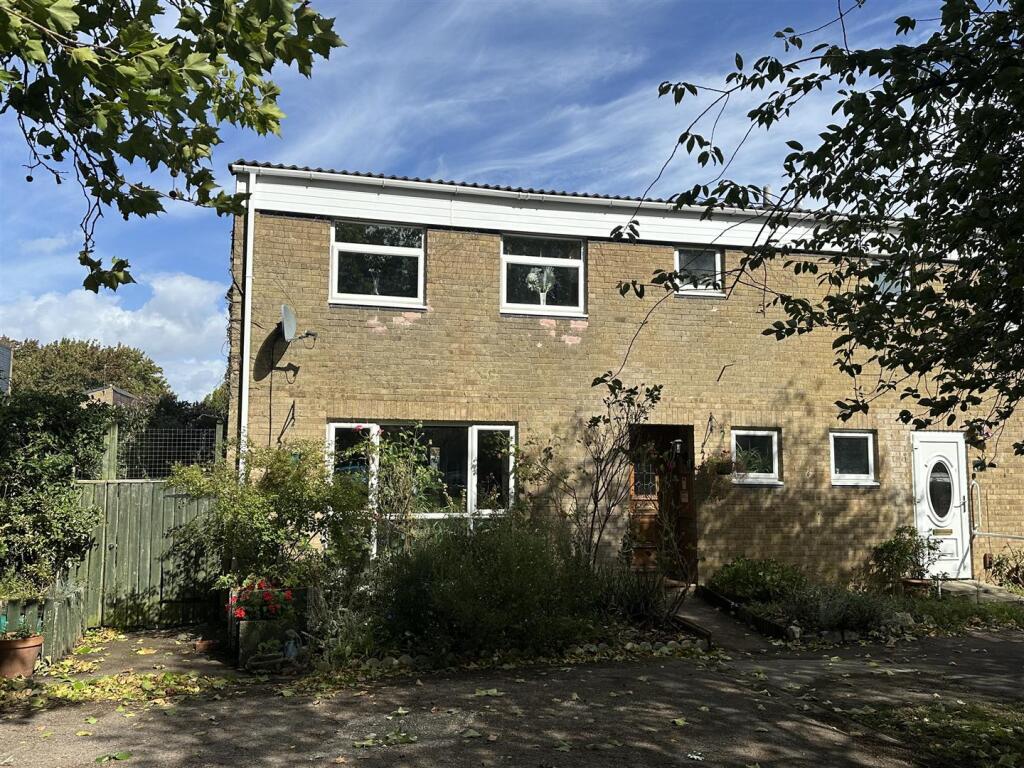 Main image of property: Mursley Court, Stony Stratford
