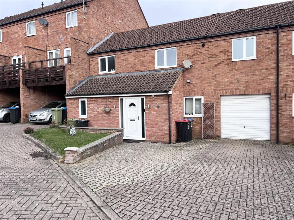 Main image of property: Taylors Mews, Neath Hill, Milton Keynes