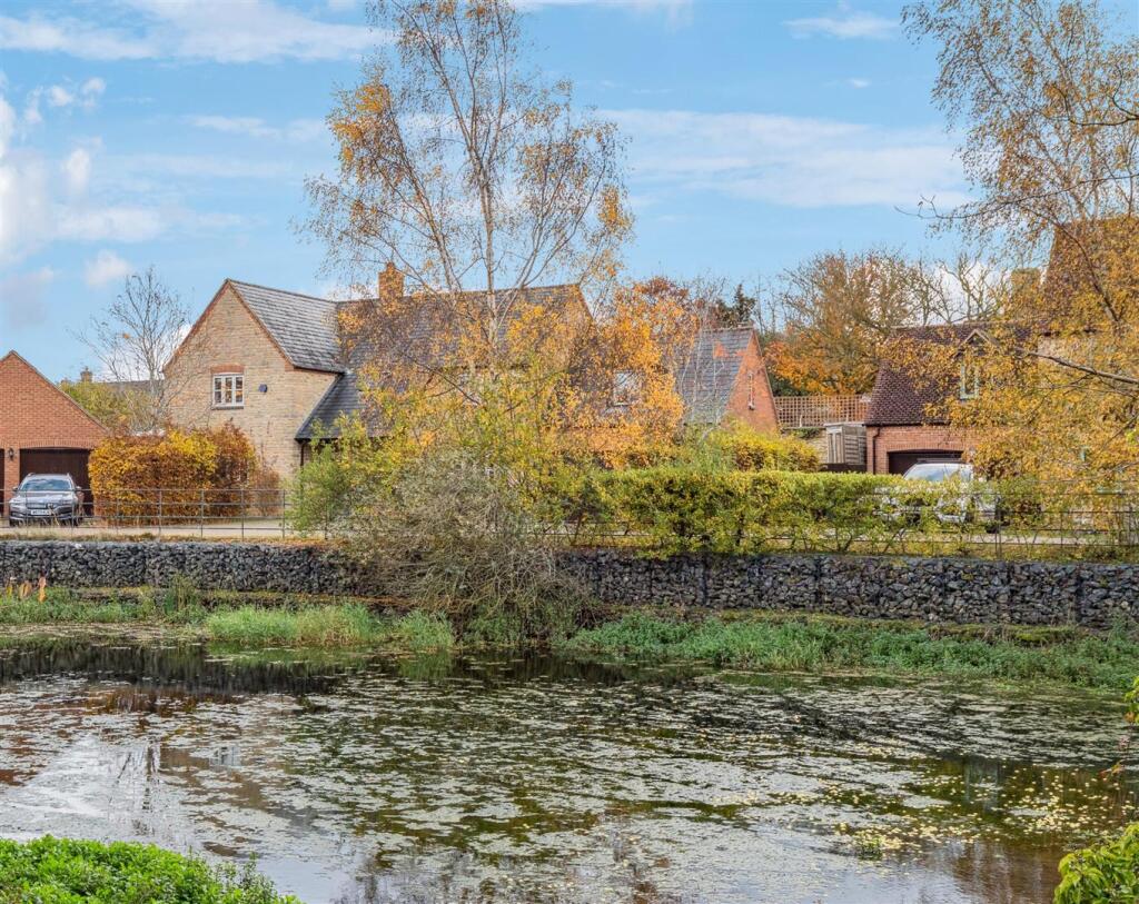 Main image of property: Oak View, Potterspury