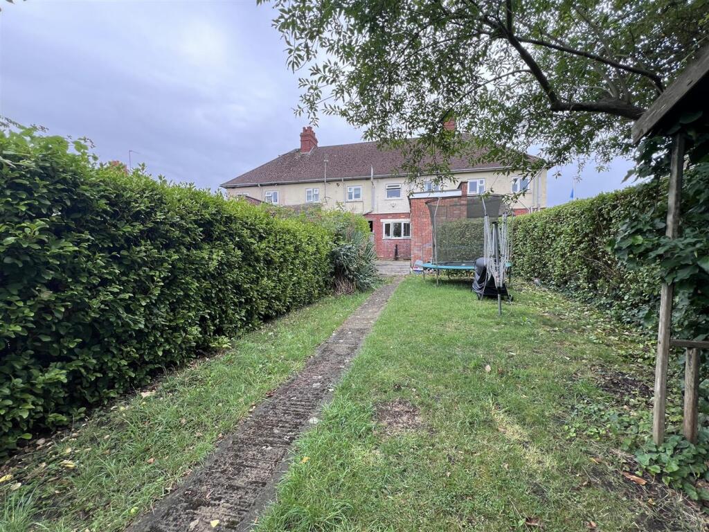 Main image of property: Bradwell Road, Bradville, Milton Keynes