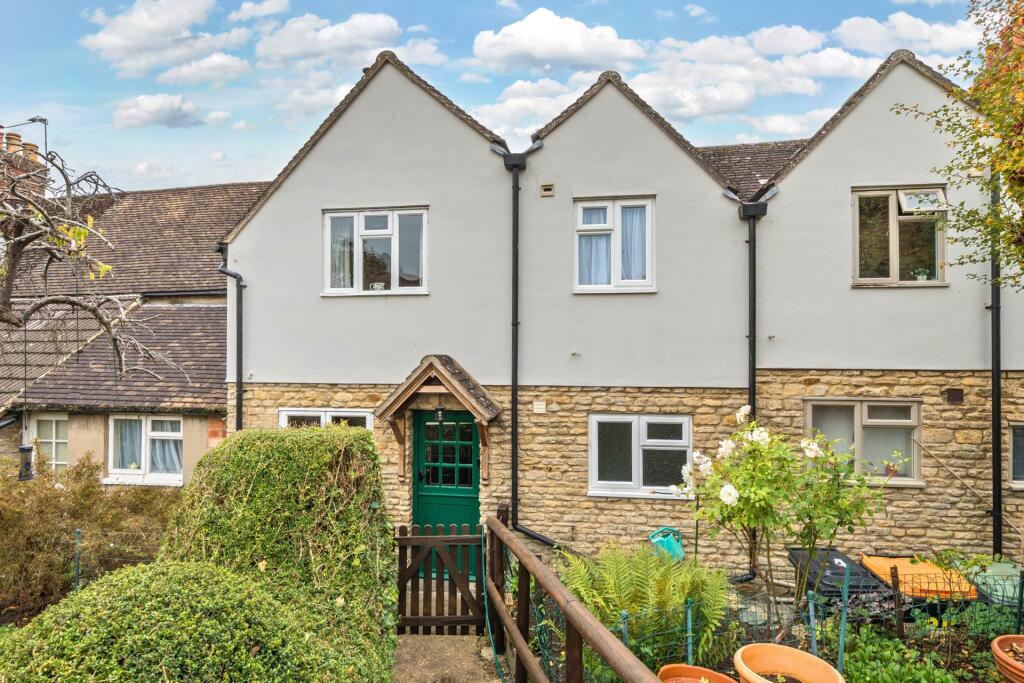 Main image of property: Long Row, Pavenham