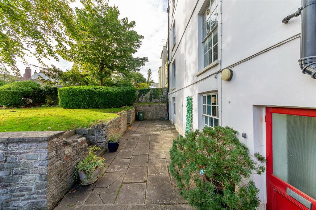 1 bedroom flat for sale in Kingsdown Parade, Kingsdown, Bristol, BS6