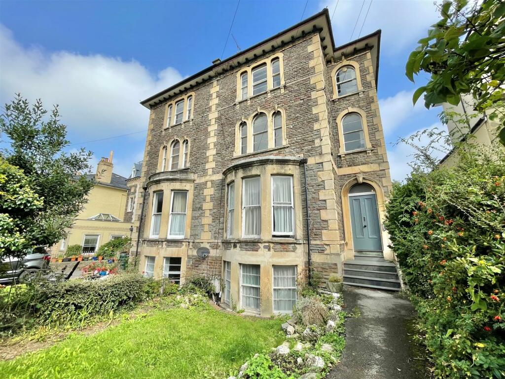 2 bedroom flat for rent in Archfield Road Cotham Bristol, BS6