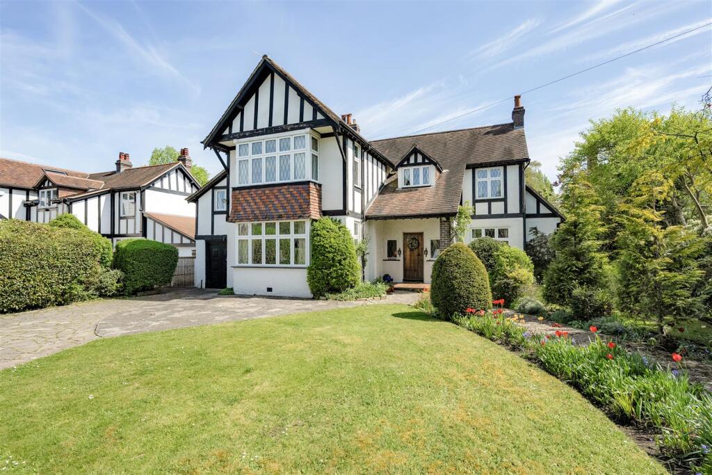 Main image of property: Grange Park | Henleaze