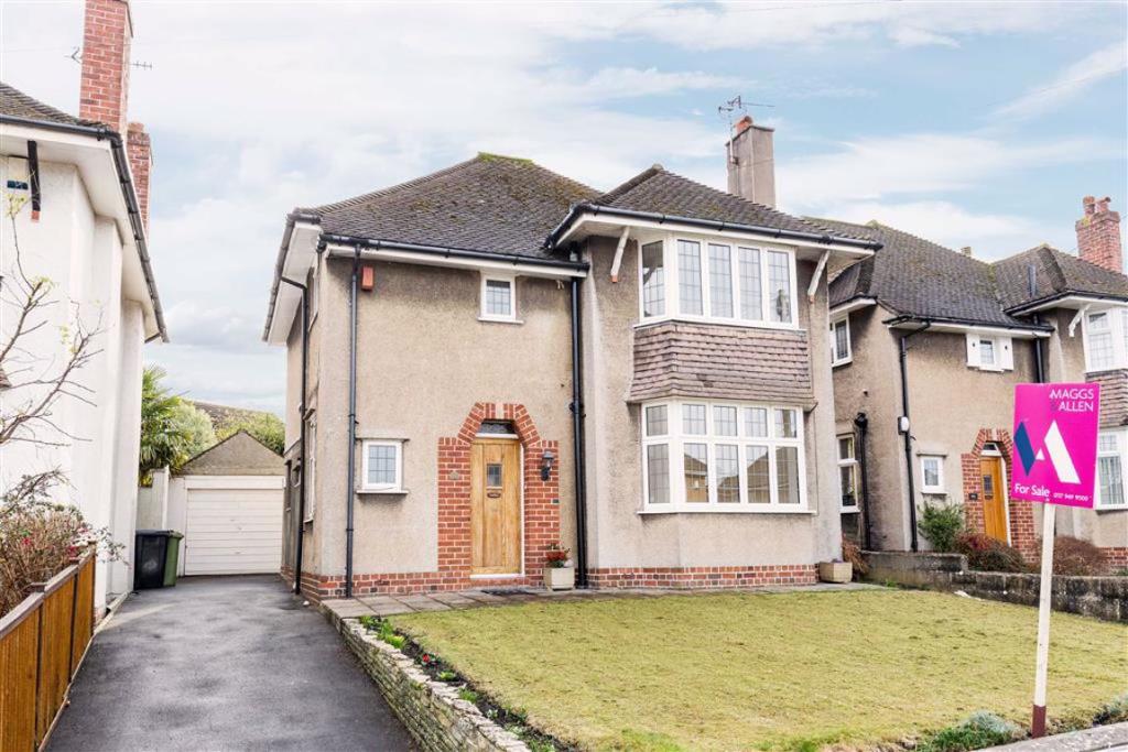 3 bedroom detached house for sale in Priory Avenue, Westbury On Trym