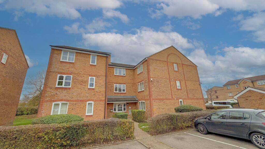 Main image of property: Mullards Close, Hackbridge, Surrey, CR4