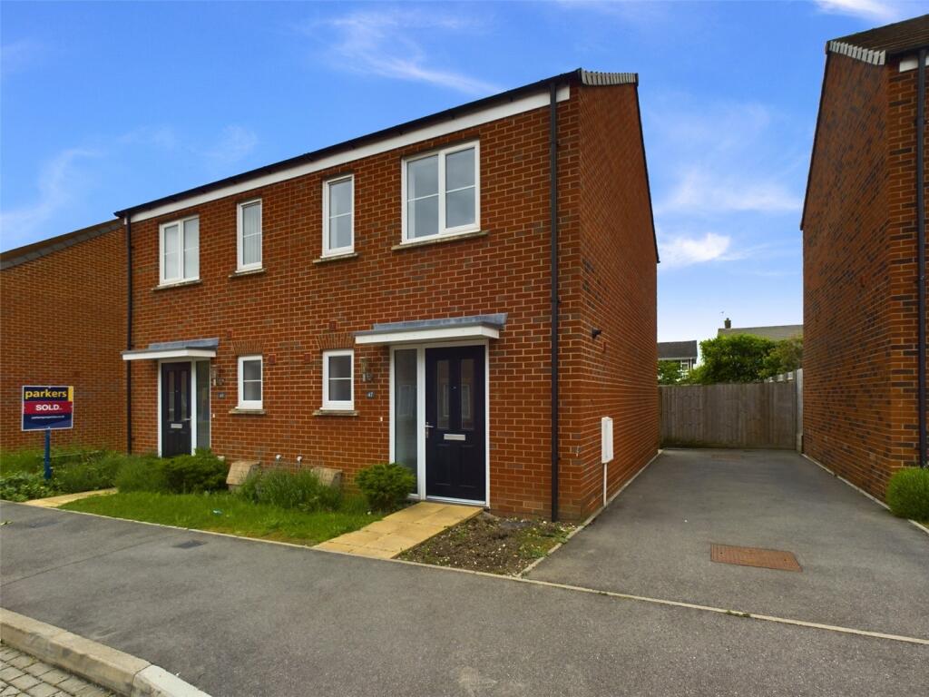2 bedroom semidetached house for sale in Barley Rye, Chinnor, OX39