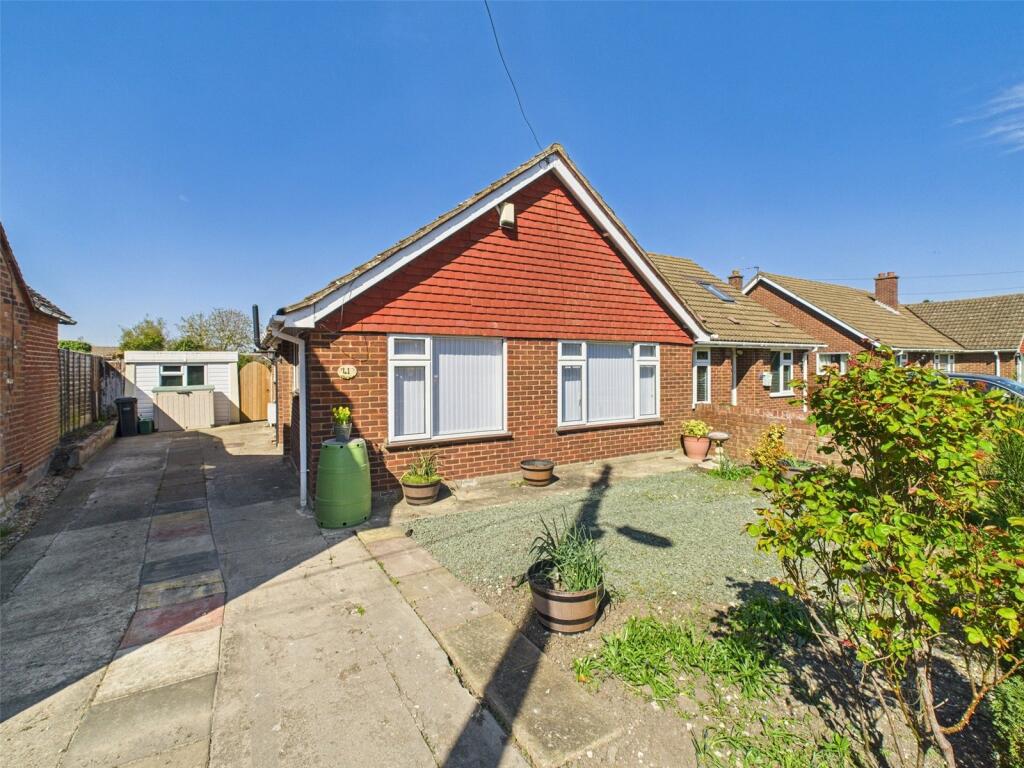 Main image of property: Lower Icknield Way, Chinnor, Oxfordshire, OX39