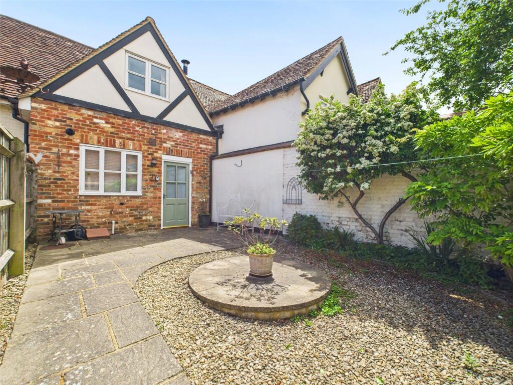 Main image of property: Lower Icknield Way, Chinnor, Oxfordshire, OX39