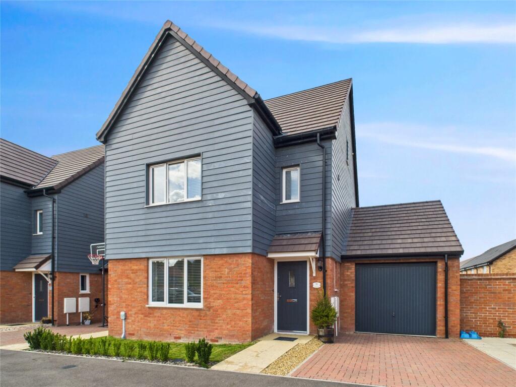 Main image of property: Emperor Way, Chinnor, Oxfordshire, OX39