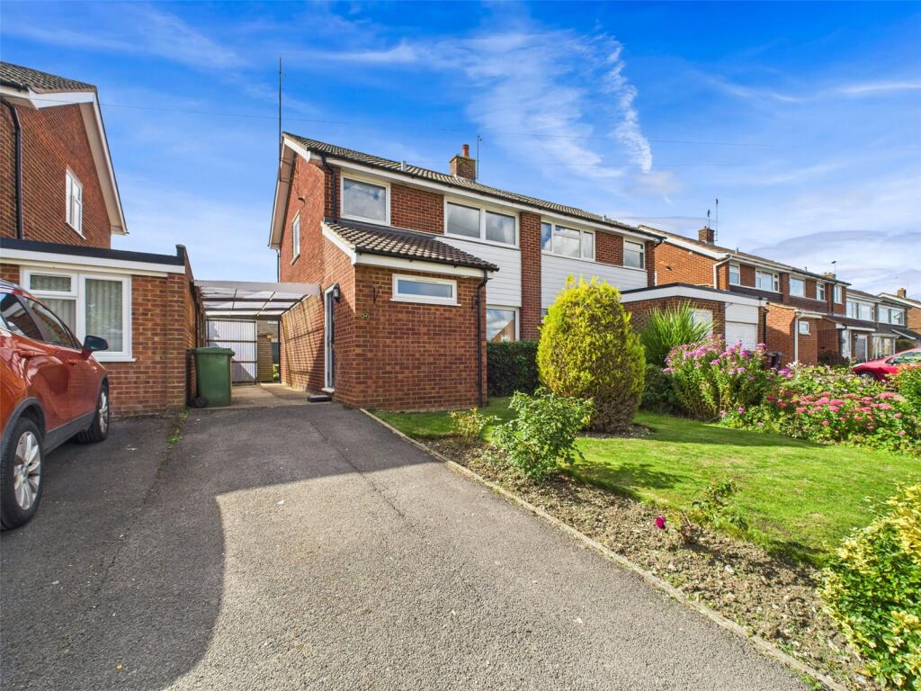 Main image of property: Cherry Tree Road, Chinnor, Oxfordshire, OX39
