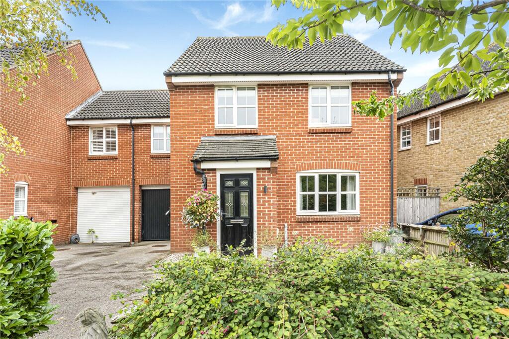 Main image of property: Youens Drive, Thame, Oxfordshire, OX9