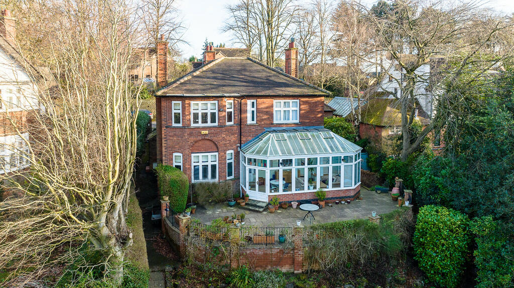 4 bedroom detached house for sale in Lucknow Drive, Mapperley Park