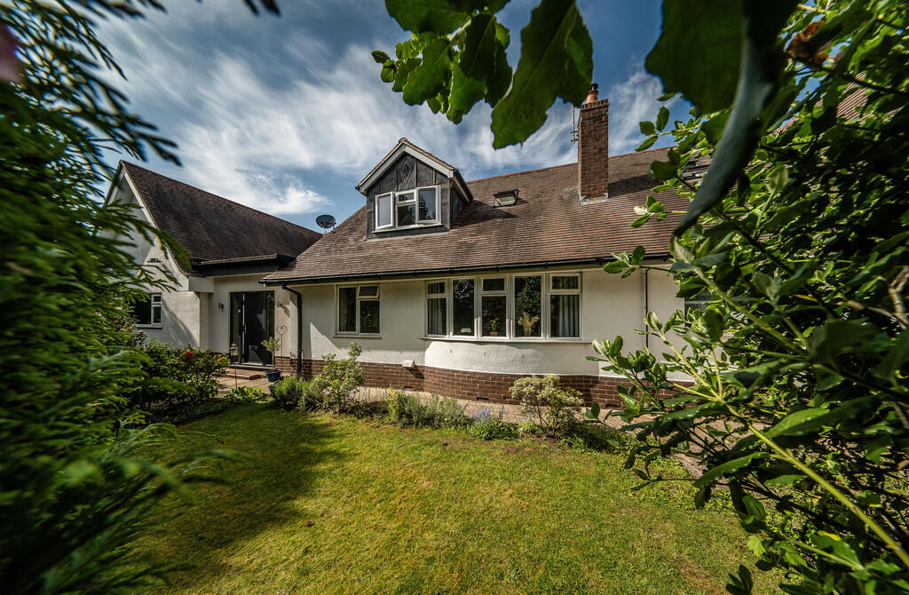 Main image of property: Yew Close, Off Private Road, (Mapperley Park Conservation Area), NG5