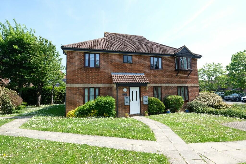 1 bedroom flat for sale in Vicarage Road, Marchwood, Southampton, SO40