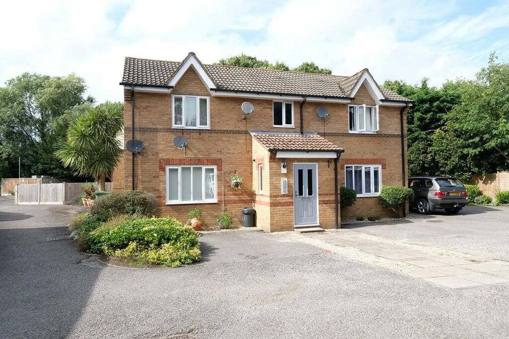 Studio flat for rent in Trinity Court, Marchwood, SO40 4LE, SO40