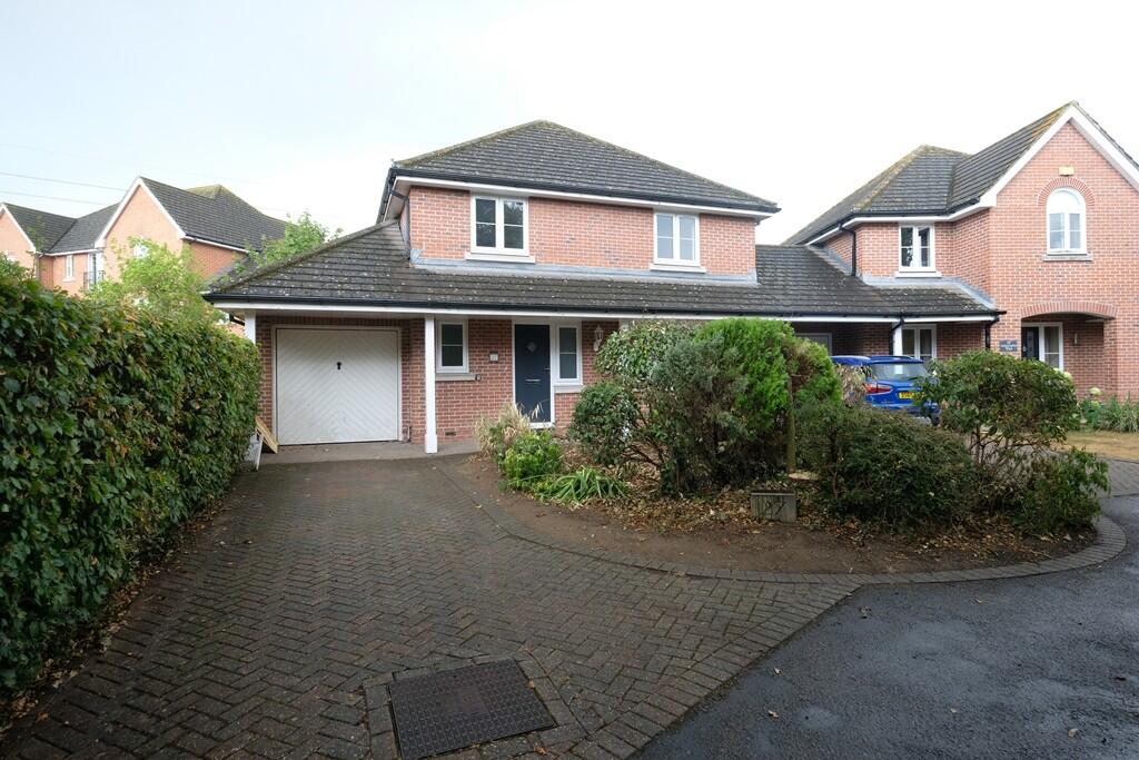 Main image of property: Admiralty Way, Marchwood, Southampton, SO40 4AG