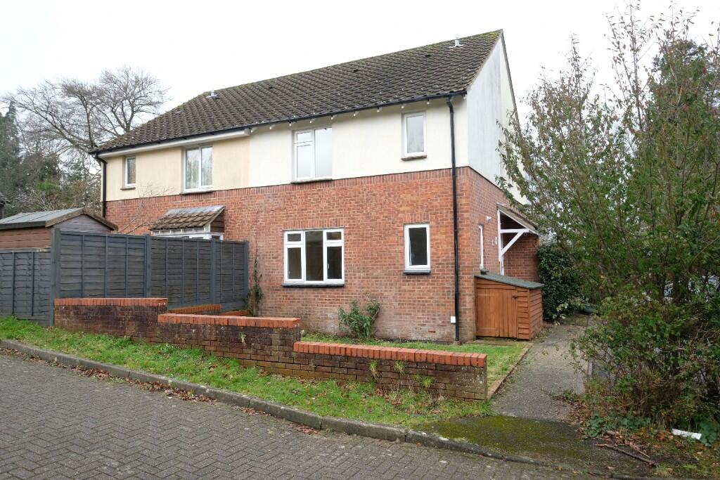 Main image of property: Kensington Fields, Dibden Purlieu, Southampton, SO45 5RX
