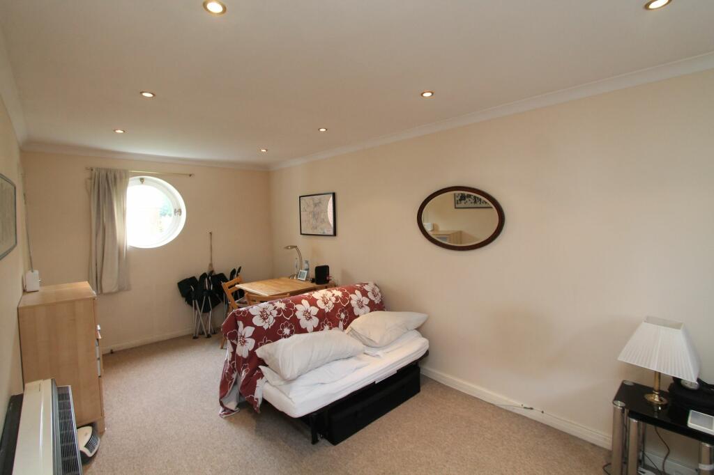 Additional property image - Walsingham Close, Hatfield, AL10