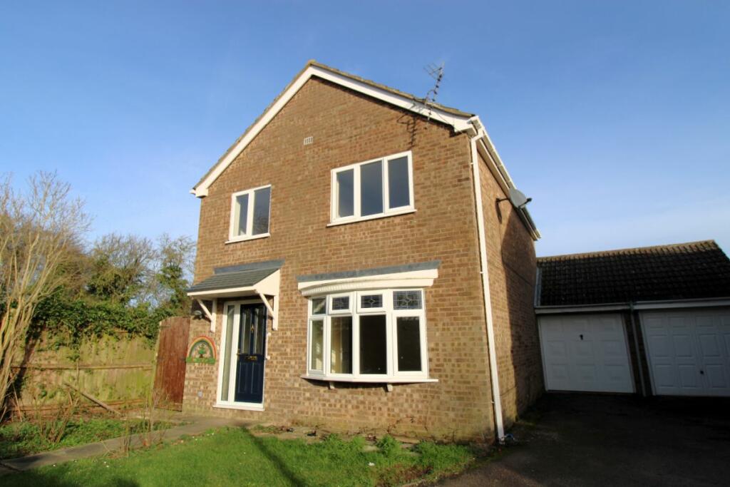 4 bedroom detached house for sale in Langlands, Lavendon, MK46