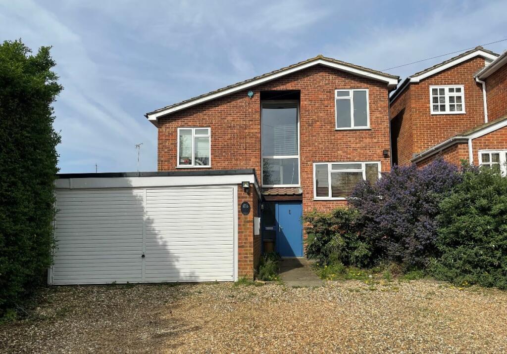 4 bedroom detached house for sale in 1a Wolverton Road, Haversham, Milton Keynes, MK19