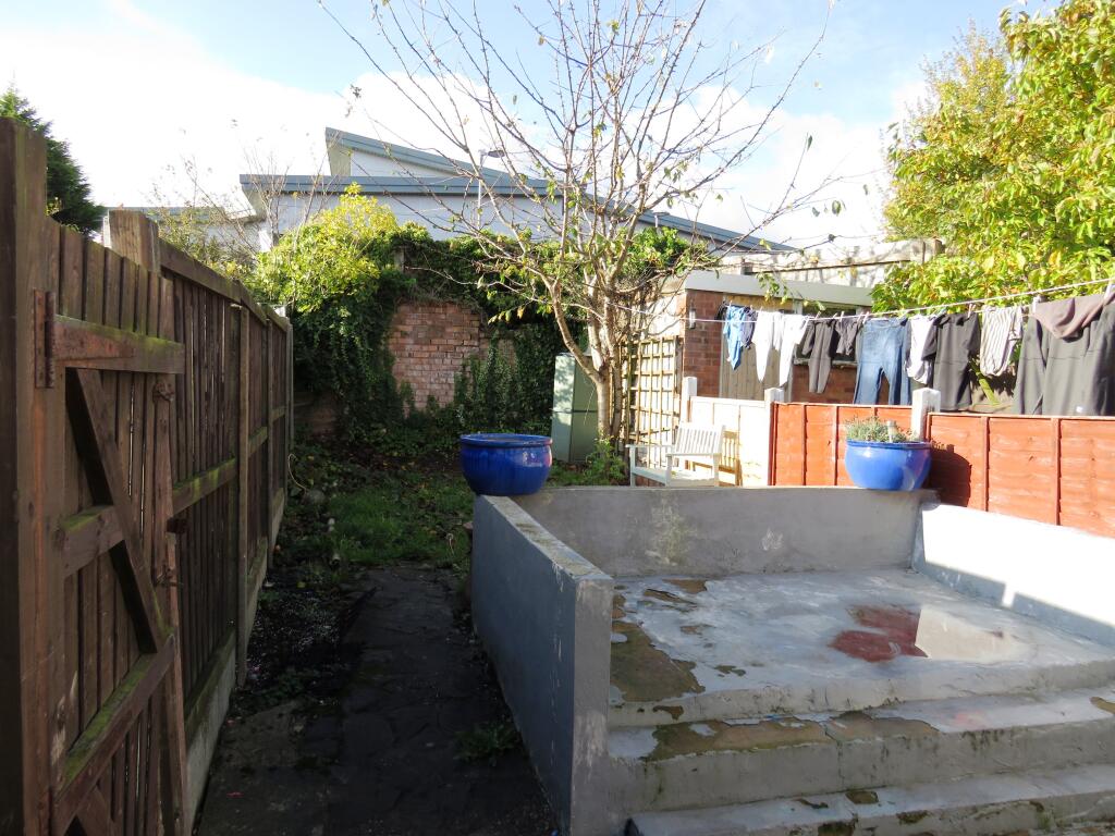 Additional property image - Maas Road, Northfield, B31